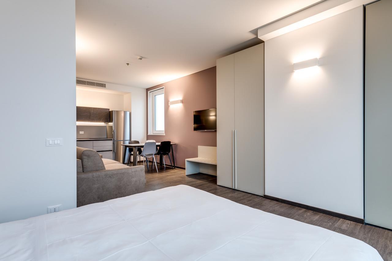 Sky Tower Suite Местре Екстер'єр фото