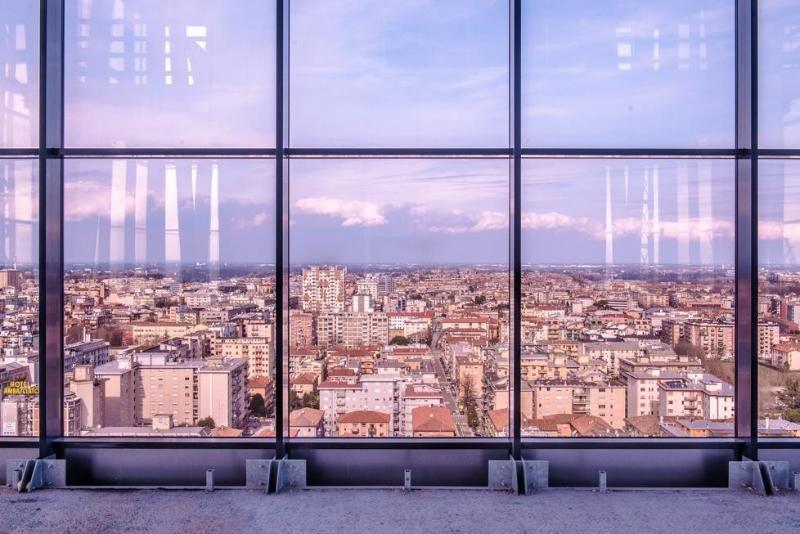 Sky Tower Suite Местре Екстер'єр фото